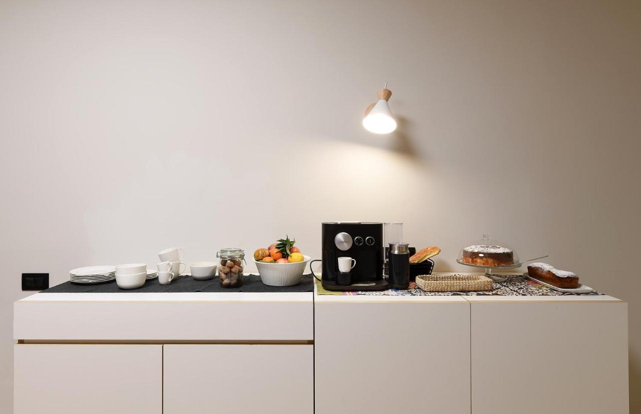 La Casa Sugli Archi Bed & Breakfast Салерно Екстериор снимка